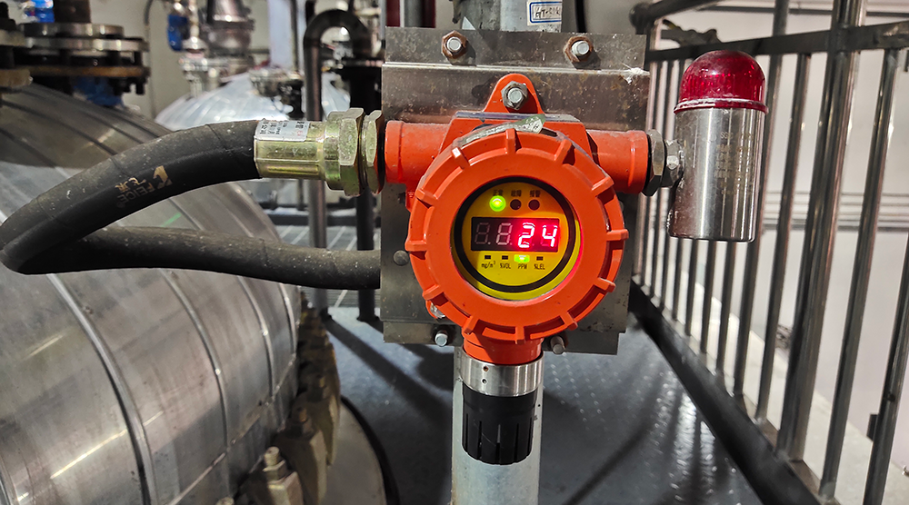 生活在化工厂附近安全么 需要注意什么？