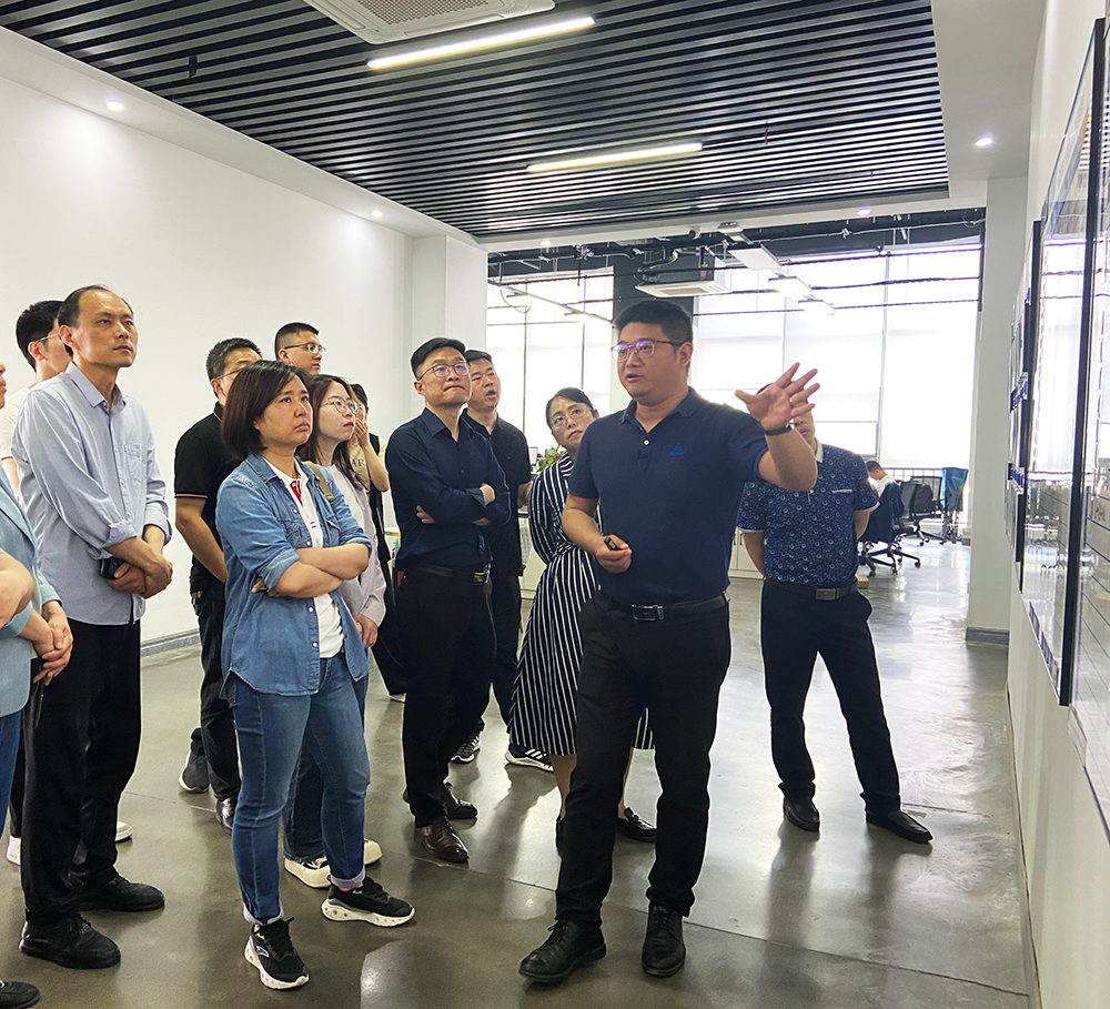 聚焦精益研发 加速提质增效|多家企业代表团走进驰诚闲庄和游戏参访交流