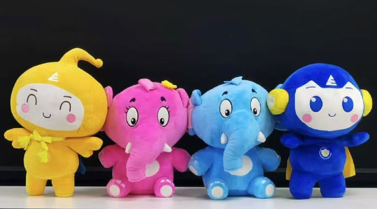 群象岛企业家考察团走进驰诚闲庄和游戏 共探精益发展新方向